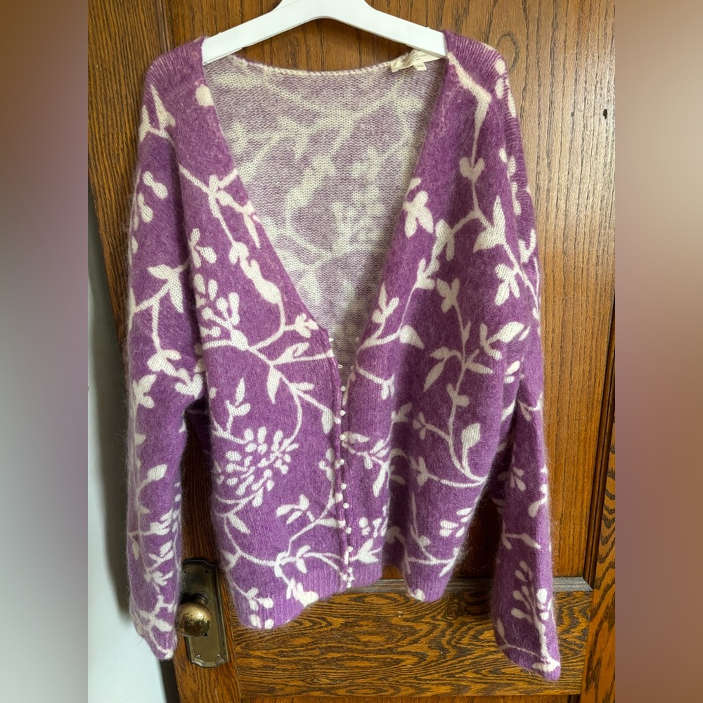 Sezane Fabian’s cardigan
